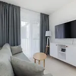 아파트 Aquamarina - Tuz Przy Plazy Z Parkingiem By Renters 다브키